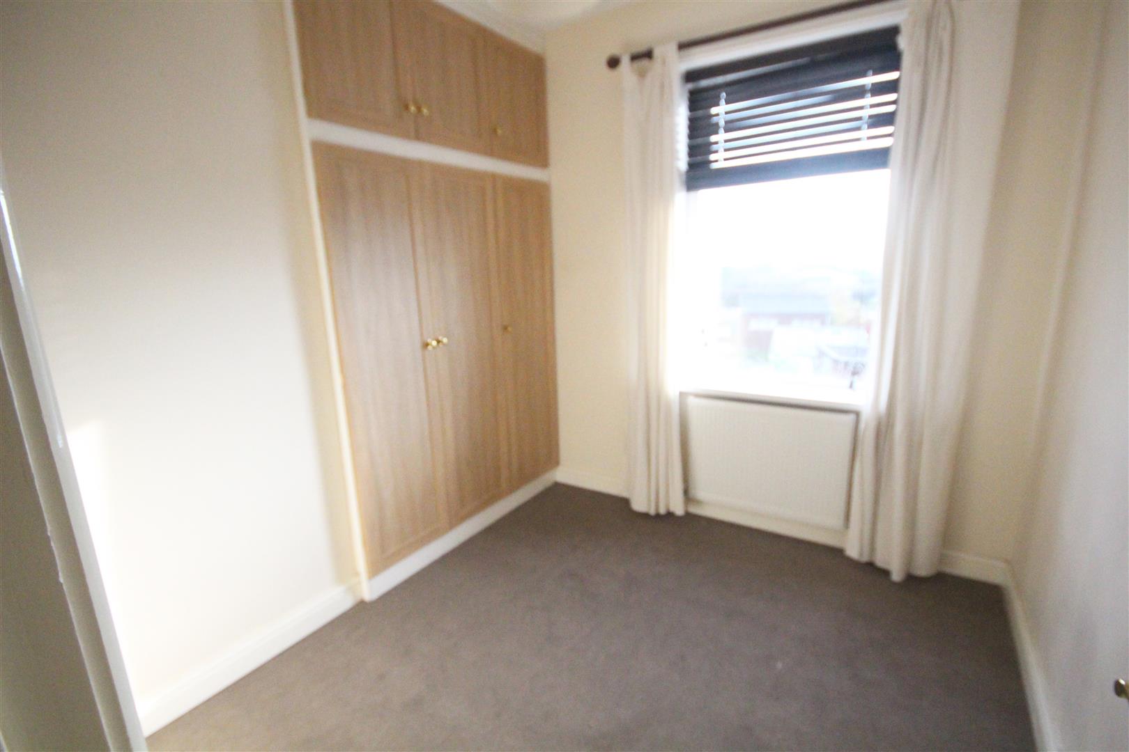 2 bedroom mid terrace house To Let in Fence - IMG_0505.jpg